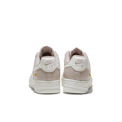 Nike W Air Force 1 ’07 Low Crsnt Cream II/Sail-Metallic Gold  - IV5197-200