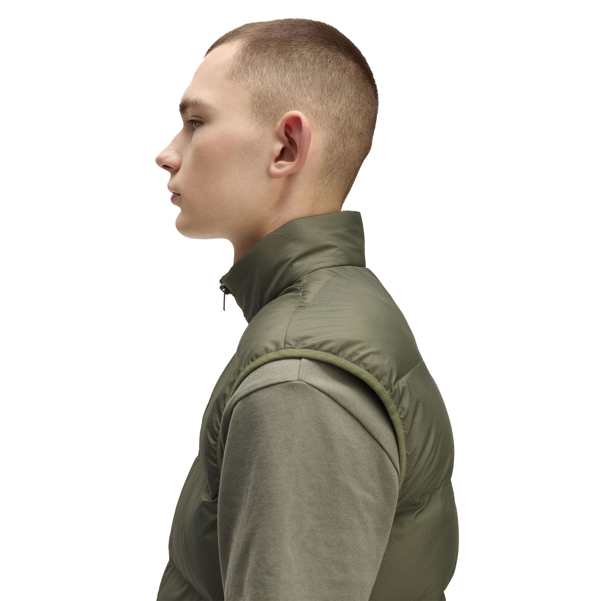 Fred Perry Insulated Gilet Laurel Wreath Green  - J8522-X21