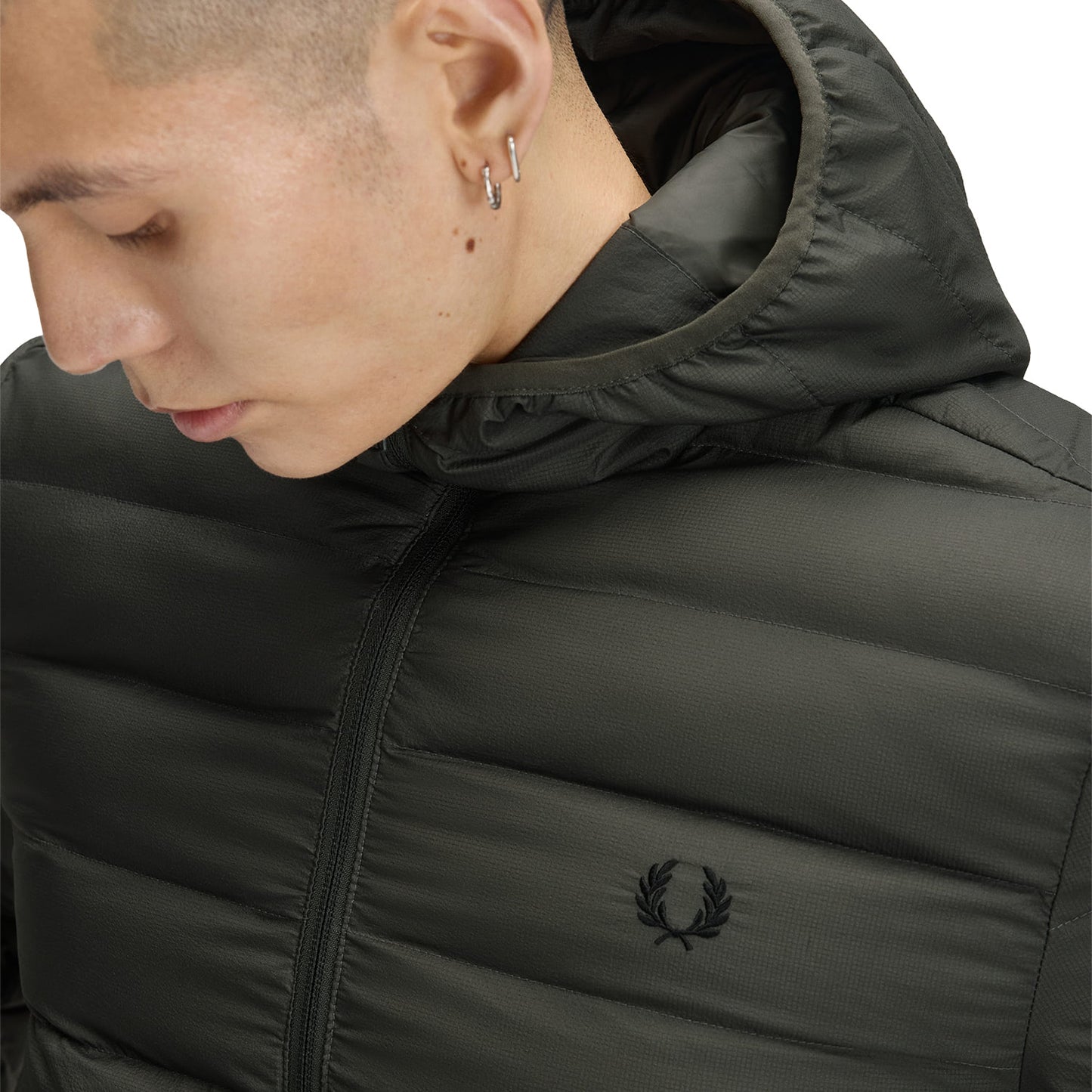 Fred Perry Hooded Insulated Jacket Field Green  - J8553-638