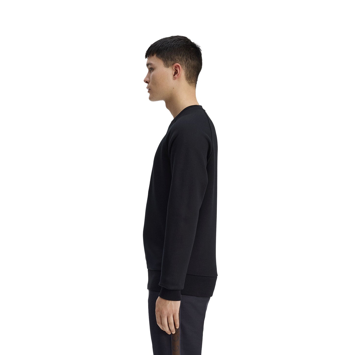 Fred Perry Outline Laurel Wreath Sweatshirt Black  - M1769-102