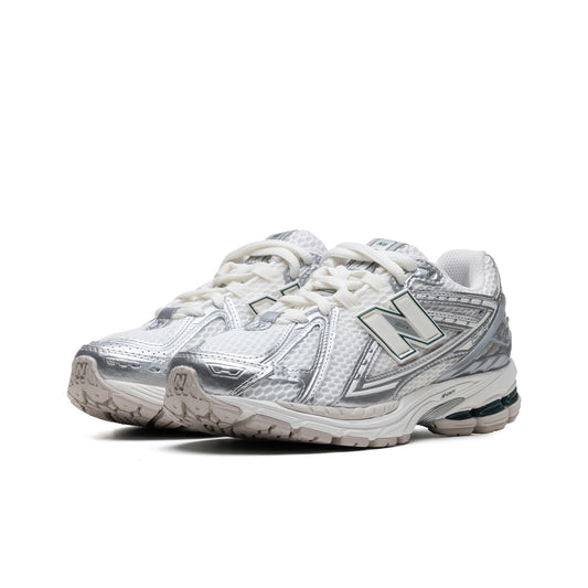 New Balance 1906 Silver Metallic/Sea Salt  - M1906REE