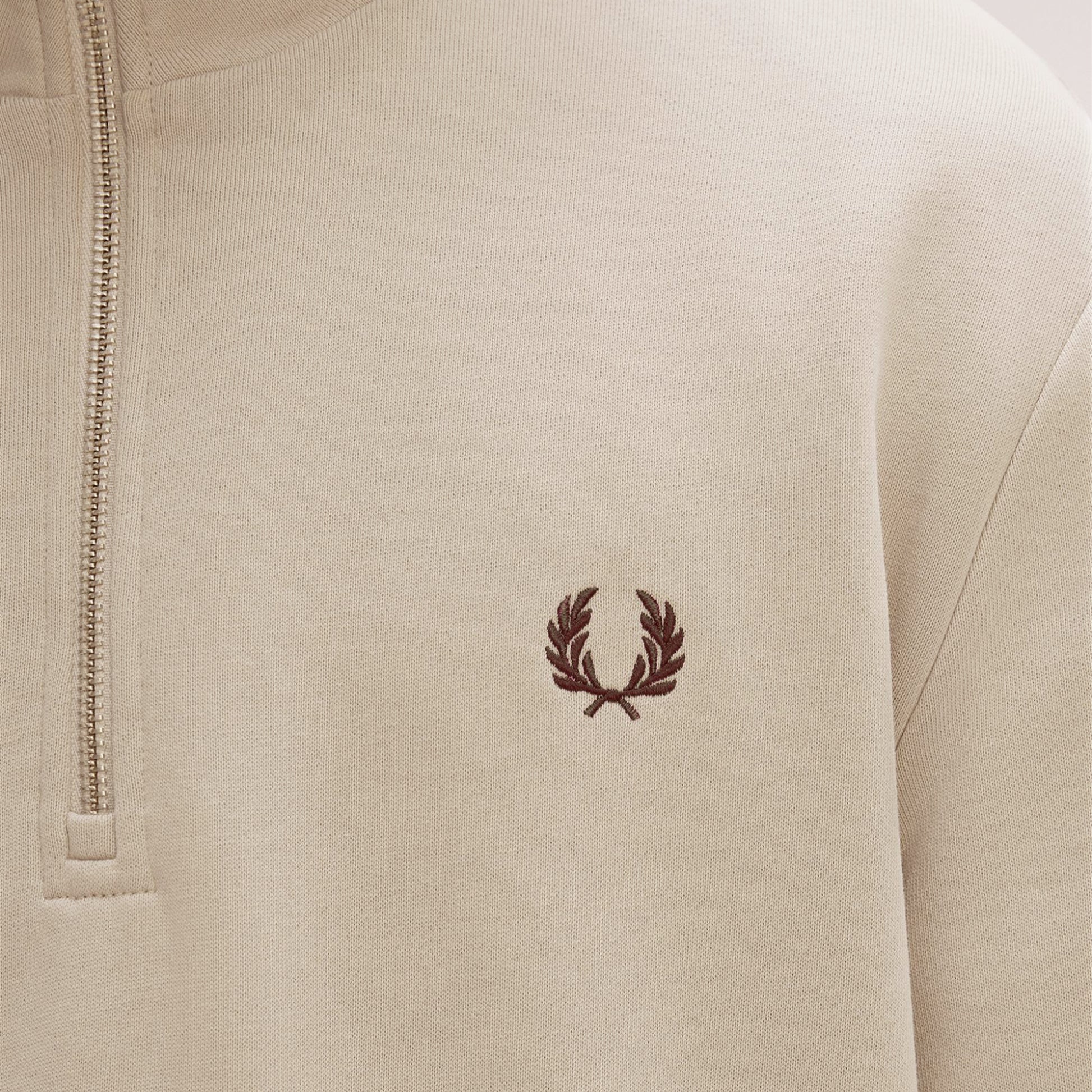 Fred Perry Half-Zip Sweatshirt Warm Oat/Court Green  - M3574-50A