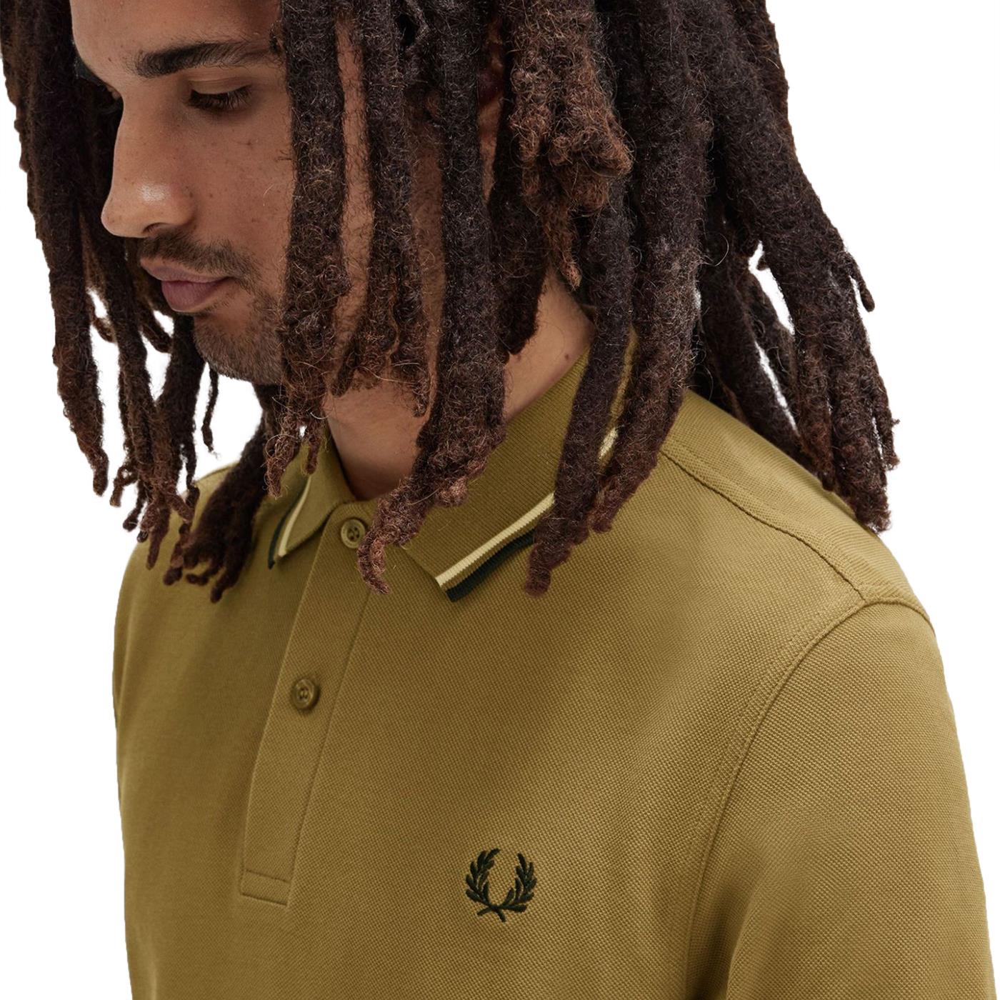 Fred Perry Twin Tipped Polo Shirt Shaded Stone/Ice Cream  - M3600-W60