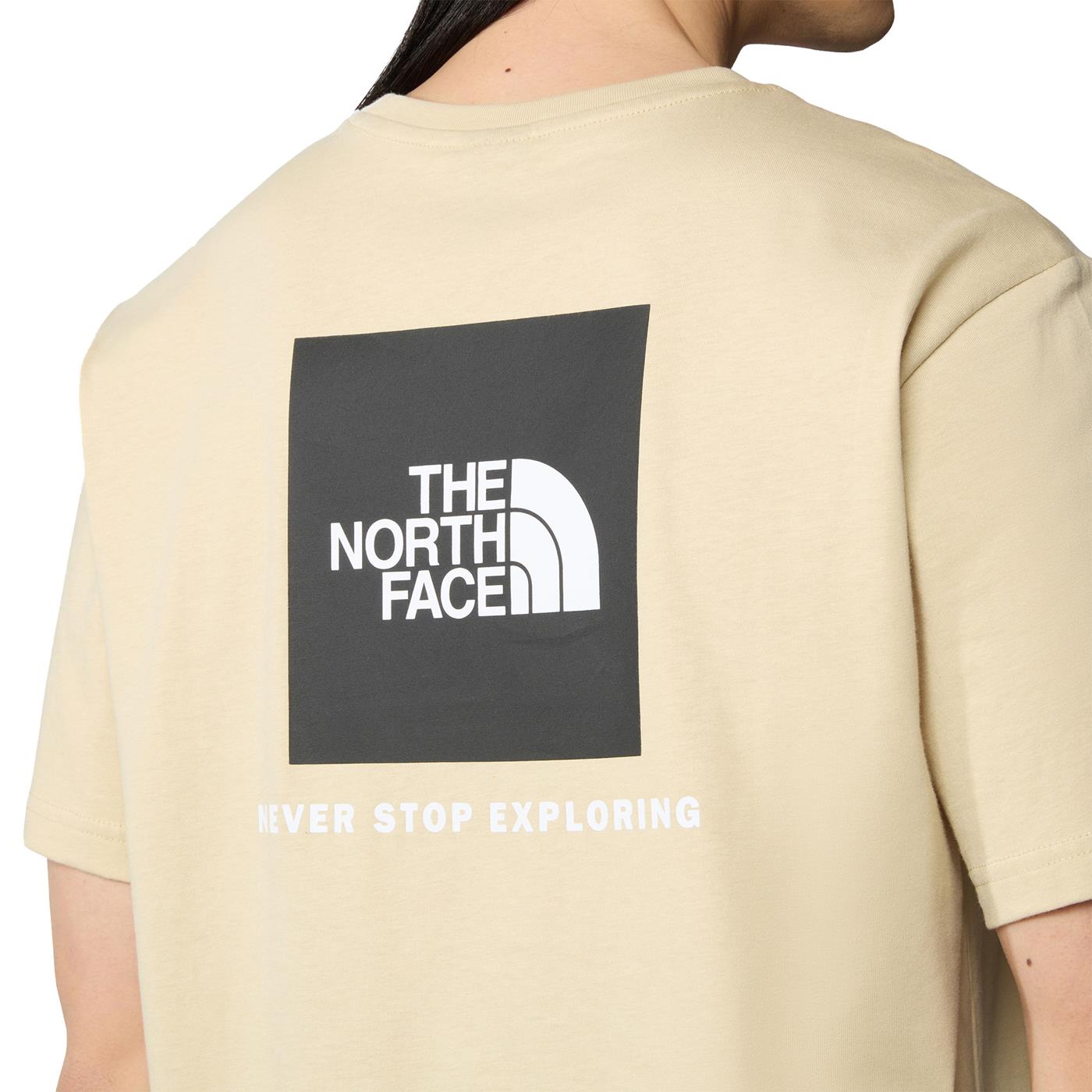 The North Face S/S Redbox Tee White Dune/Muted Pine  - NF0A87NP9IX1