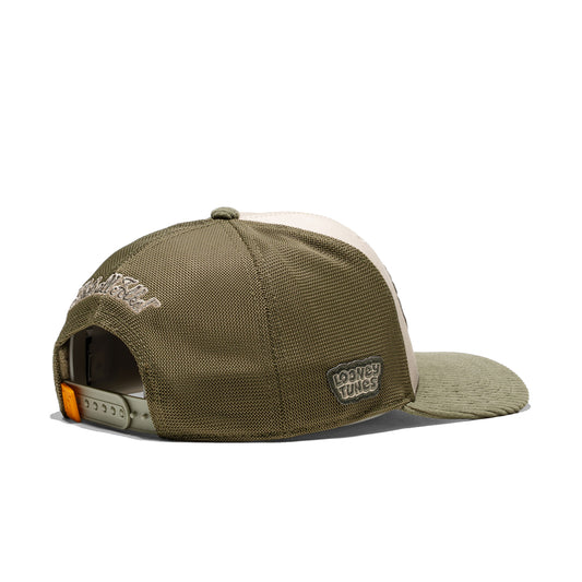 Capslab Looney Tunes Bugs Bunny Trucker Army Green/Beige  - PCSHAN