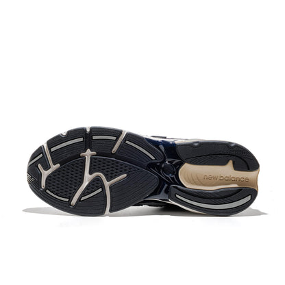 New Balance 2010 Black/Shadow Grey/Sea Salt  - U2010892