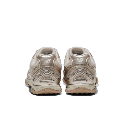 New Balance 204L Timberwolf/Light Gold Metallic  - U204LCMB