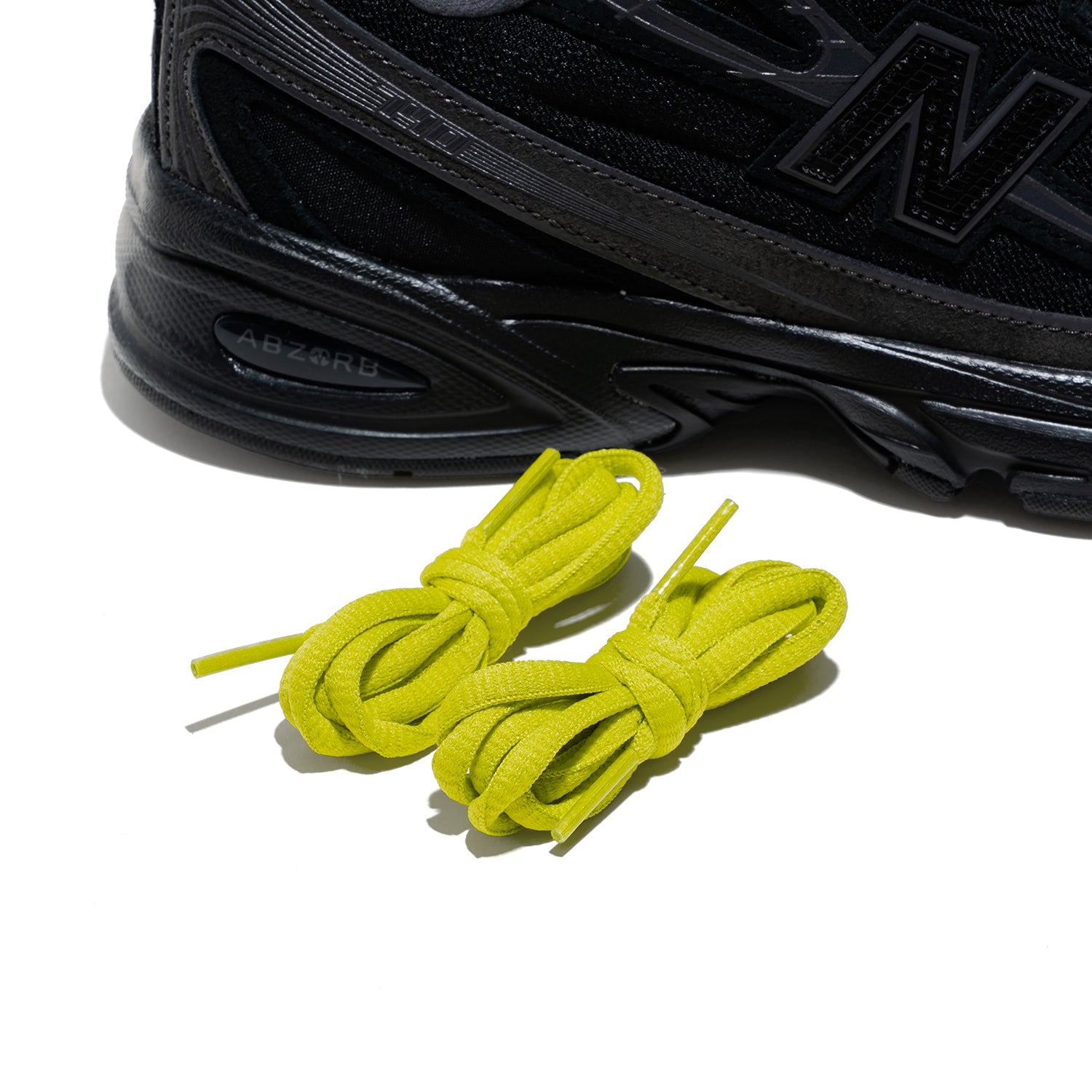 New Balance 740 Black  - U7408XH