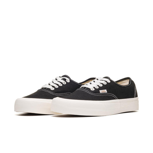 Vans Authentic VR3 Black/Marshmallow  - VN0005UD1KP1