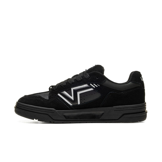 Vans Upland Black/Black/White  - VN000D25B8C1