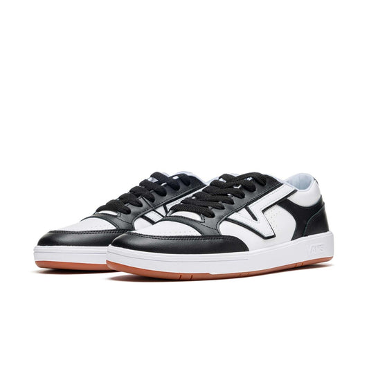 Vans Lowland Comfycush (Two-Tone) Black/True White  - VN0A7TNL91Q1
